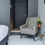 1 أي أر إيتاج أوبرا 3*