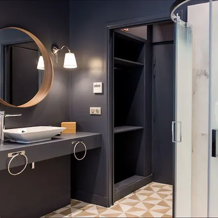 1er Etage Opéra Hotel 3*
